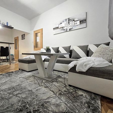 Elite Residence Flos オレビック エクステリア 写真