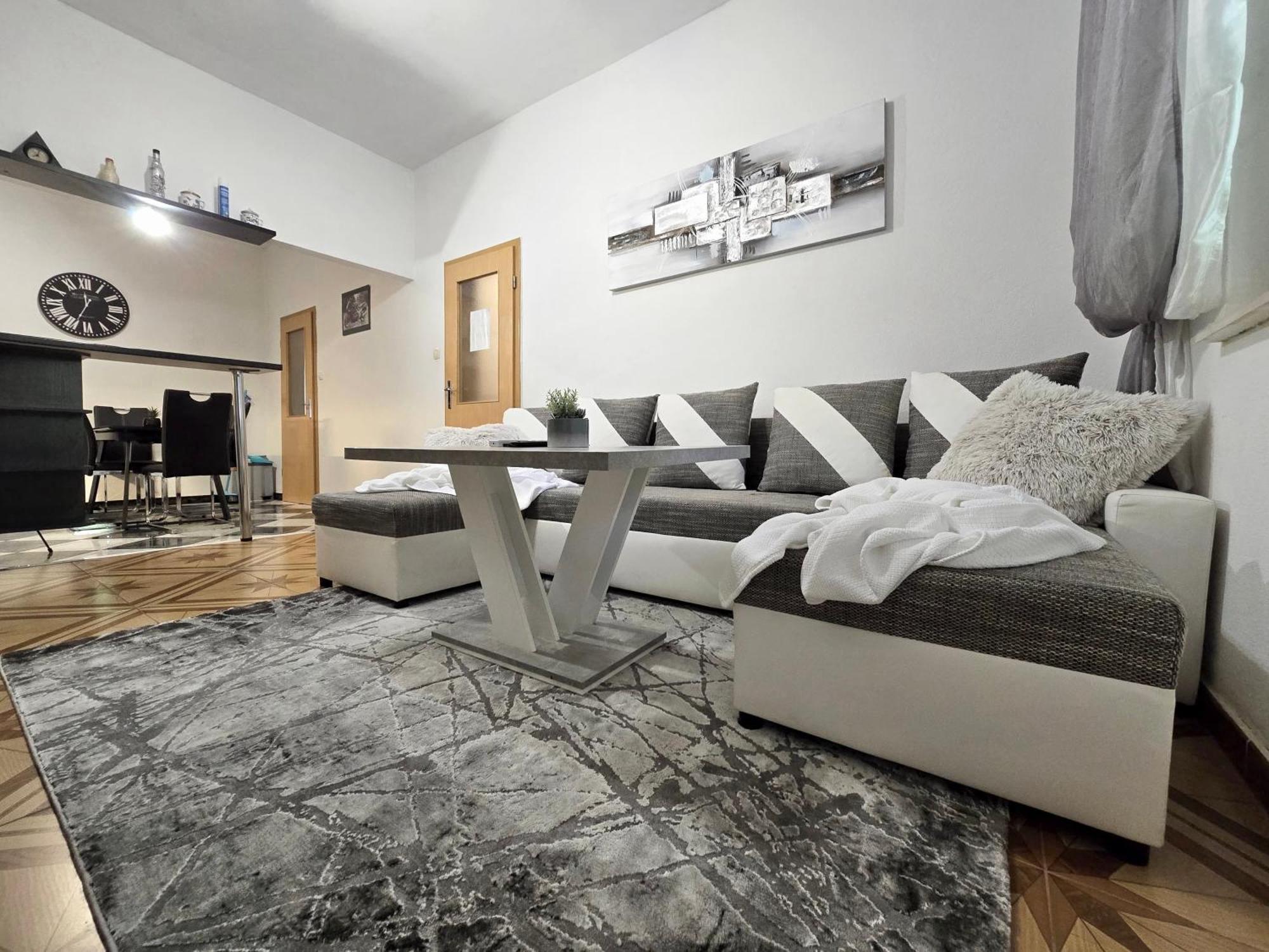 Elite Residence Flos オレビック エクステリア 写真