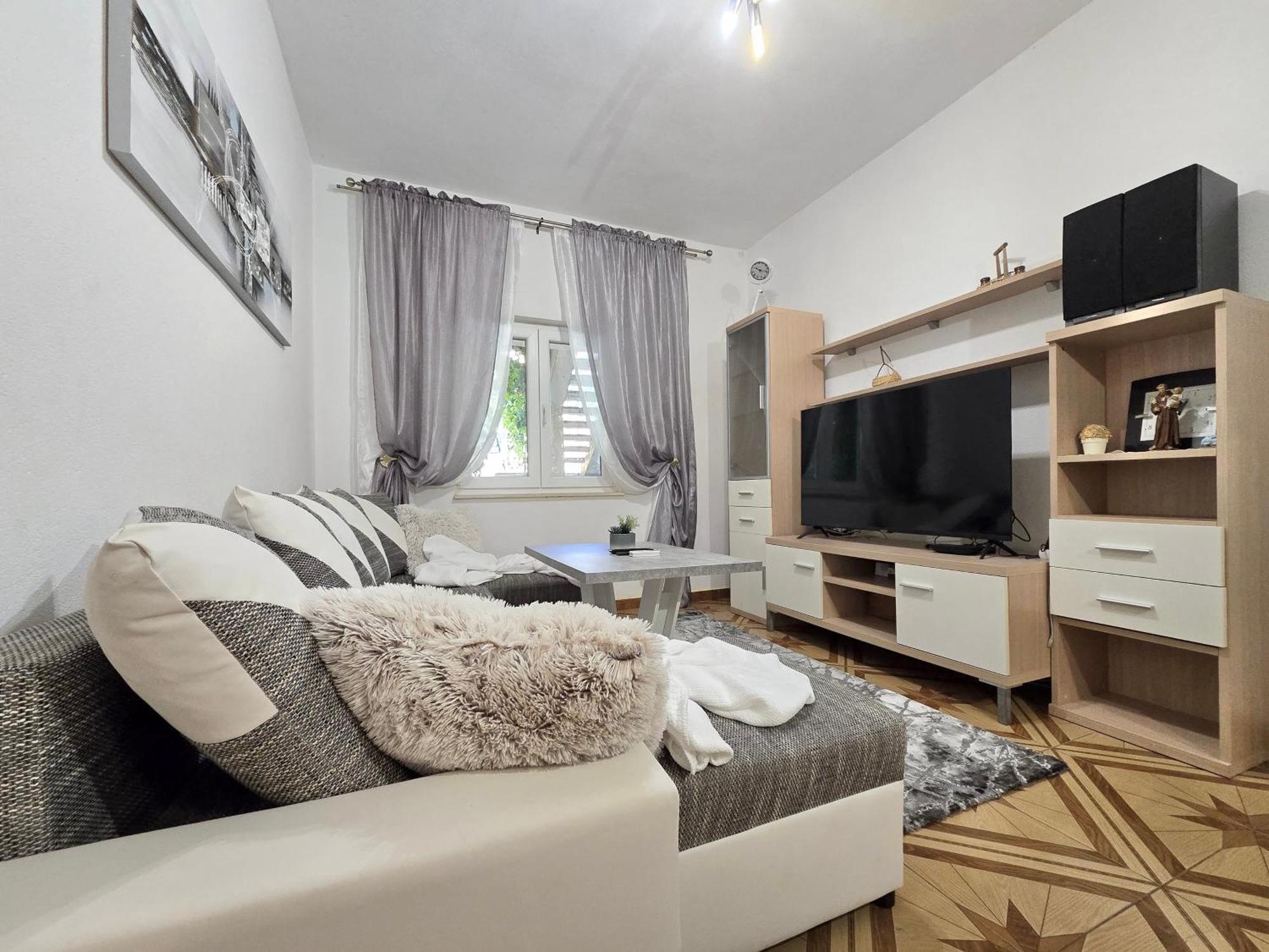 Elite Residence Flos オレビック エクステリア 写真