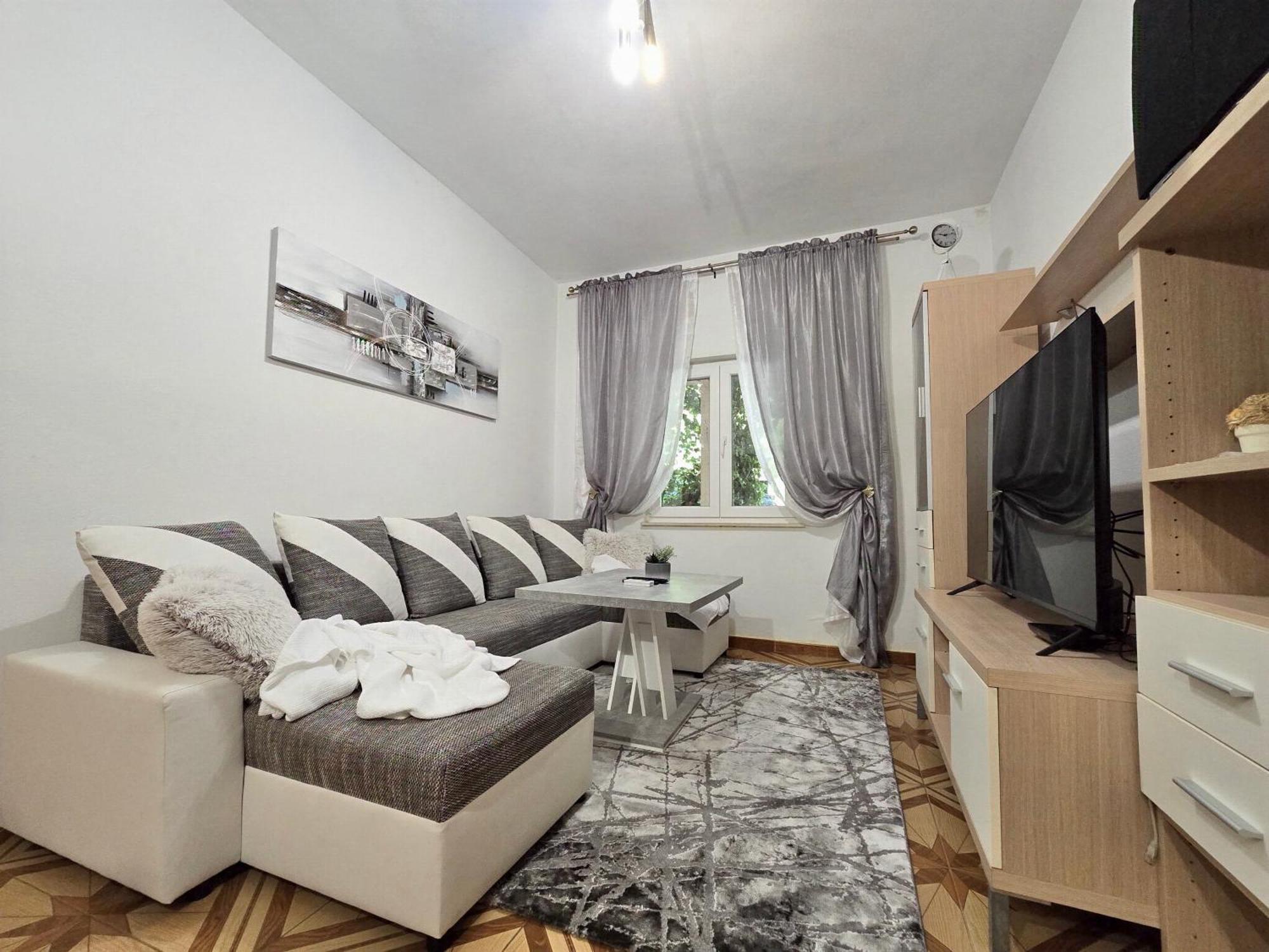 Elite Residence Flos オレビック エクステリア 写真